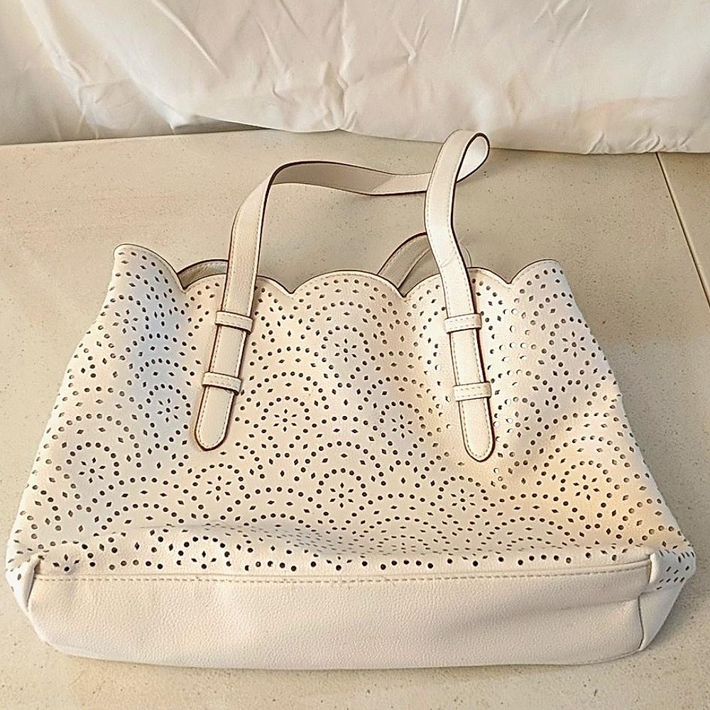 Minicci white purse new with tags